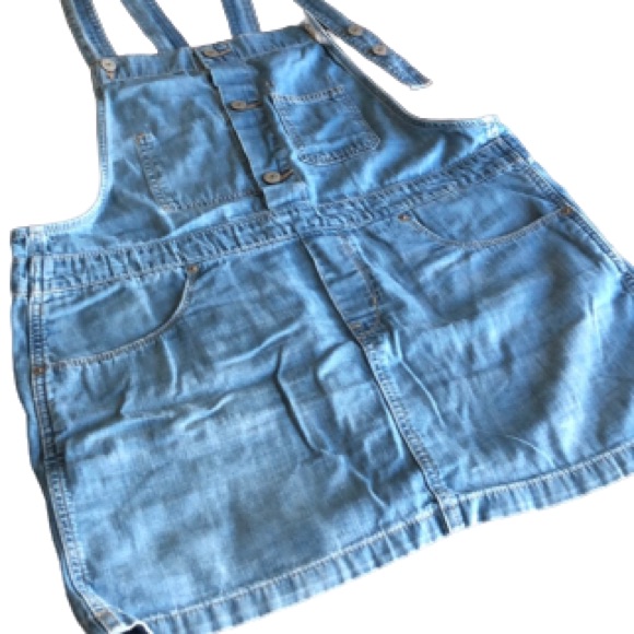 Levis Mini